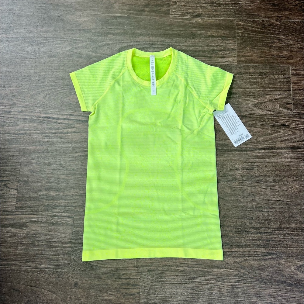 *SOLD* NWT Swiftly Tech Tee SZ 6